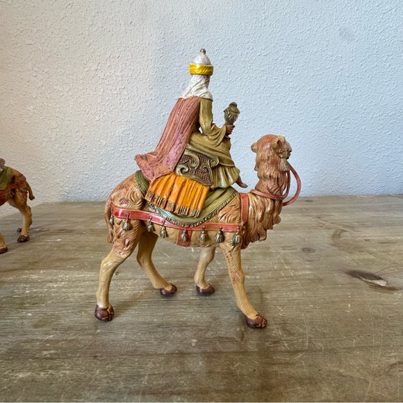 Fontanini Vintage Magi Wisemen Kings on Camels 6.5” Nativity - Picture 3 of 9